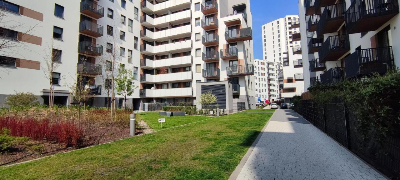 Labo Apartment Fort Wola Warszawa Exteriör bild